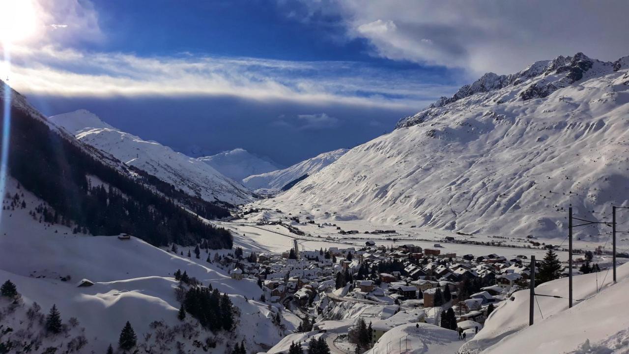 Hotel Bergidyll Andermatt Exterior foto